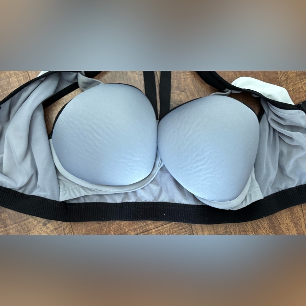 Victoria’s Secret sport knockout front close sports bra sz 32D - Picture 6 of 8